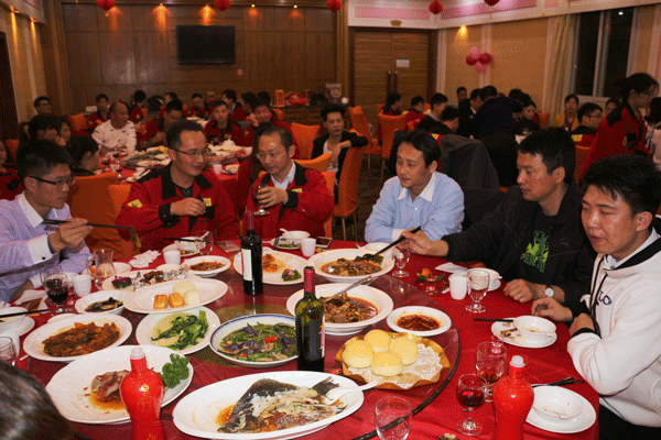 歐恩大家庭齊聚一堂 歐恩大家庭齊聚一堂