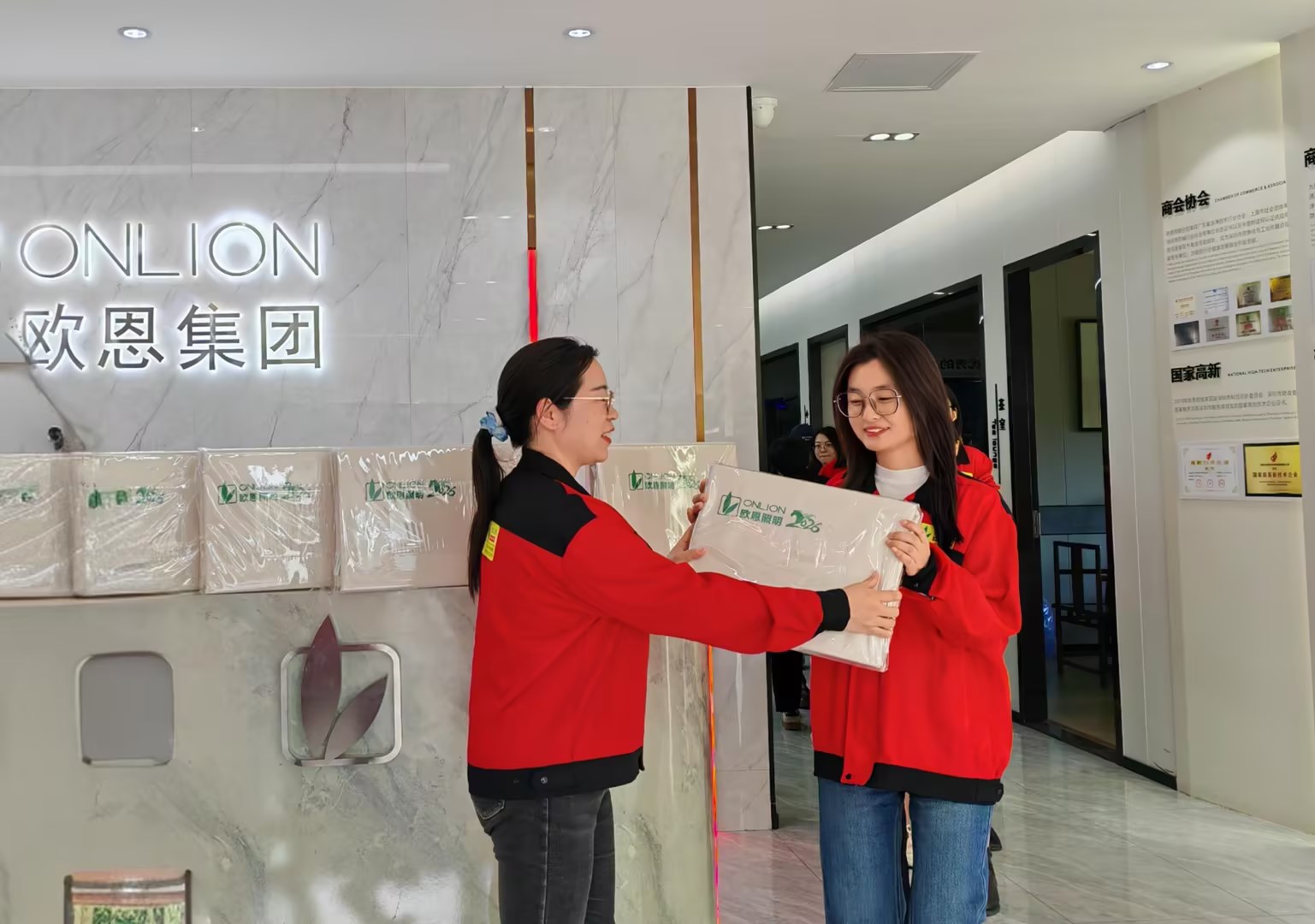 ac7b1c46accd0605e1df2c28eb3bc984_compress.jpg ac7b1c46accd0605e1df2c28eb3bc984_compress.jpg